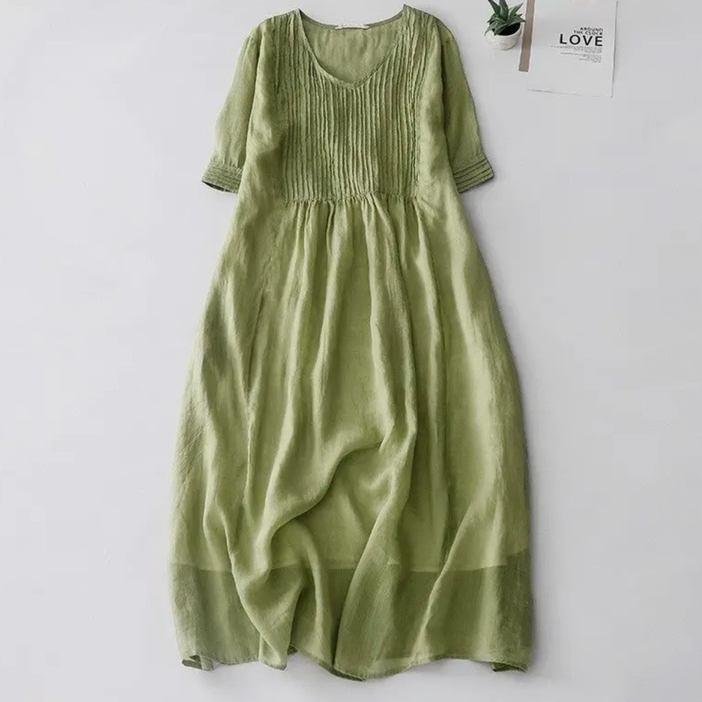 Hemp Blend green Boho Midi Dress V-Neck
Pleated Lined | Medium